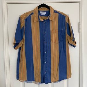 Urban Outfitters blue & tan color block short sleeve button down